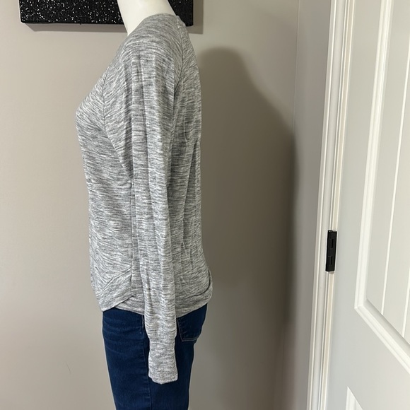 ATHLETA Mindset Sweatshirt Grey Heather Relaxed Soft Sz XS - Picture 6 of 11
